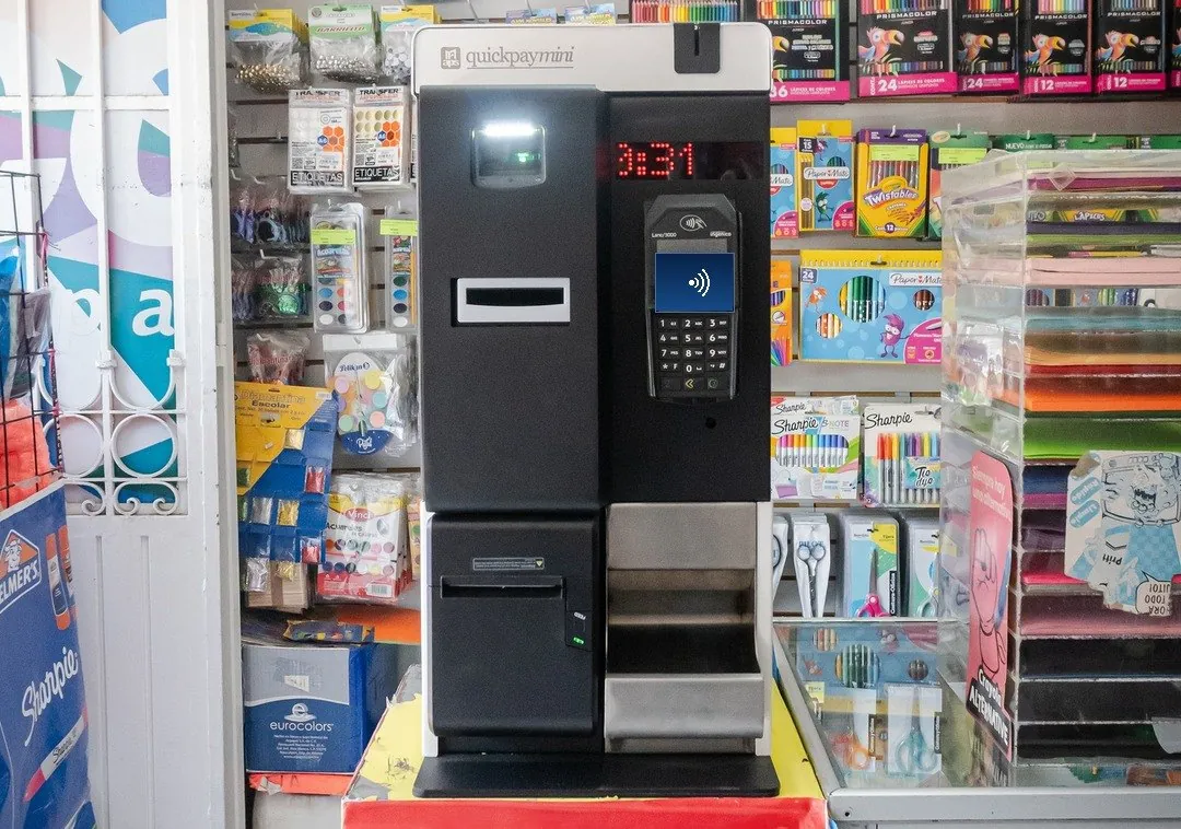 Quickpaymini en el mostrador de una papelería